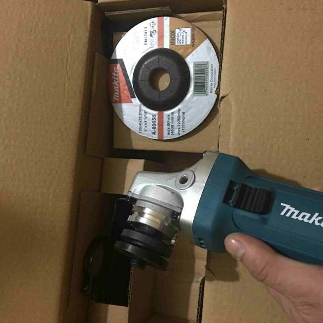 Makita GA5030R